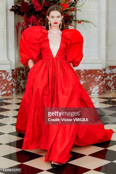 Model walks the runway during the Carolina Herrera Ready to Wear Spring/Summer 2022 fashion show as part of the New york Fashion Week on September 9,...