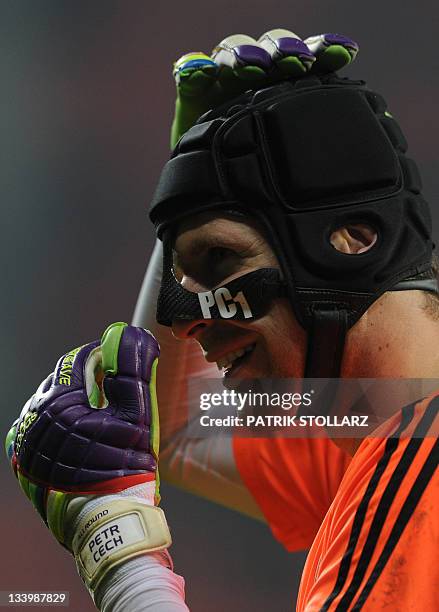 Chelsea`s Czech goalkeeper Petr Cech warms up prior to the Champions League Group E football match Bayer 04 Leverkusen vs Chelsea FC in Leverkusen,...