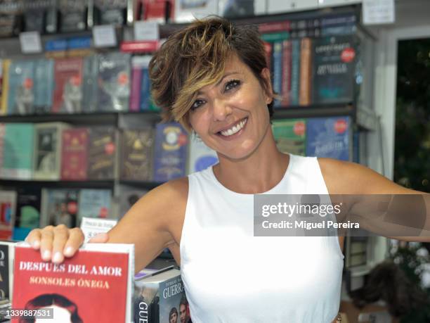 Spanish writer Sonsoles Ónega poses during the signing of their latest book, "Después del amor", at the Madrid Book Fair on September 12, 2021 in...