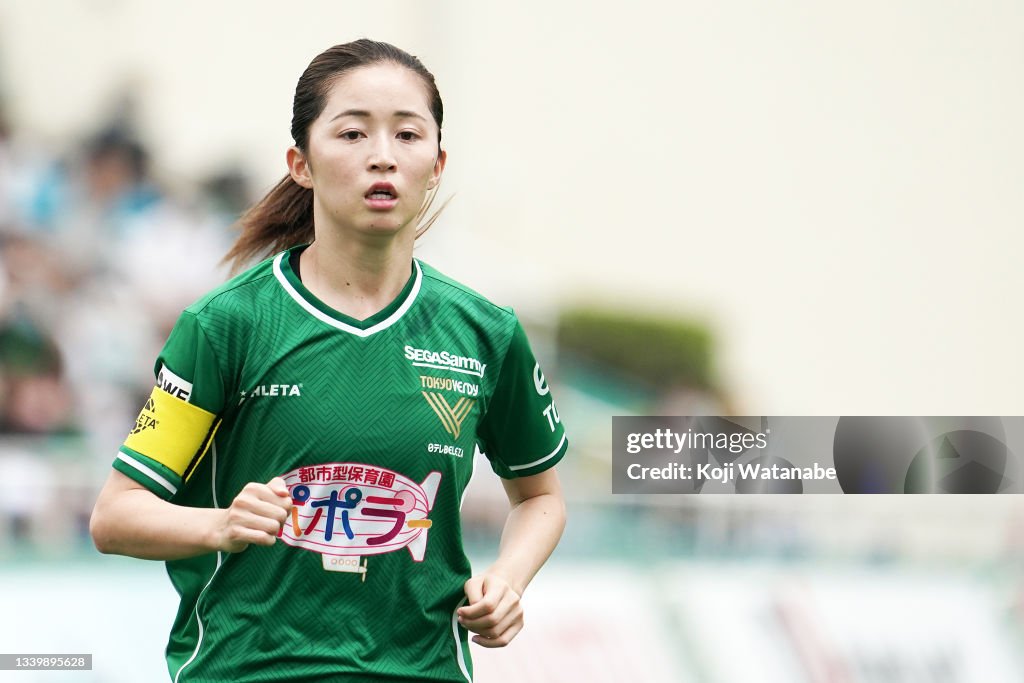 Tokyo Verdy Beleza v Urawa Reds Ladies - WE League