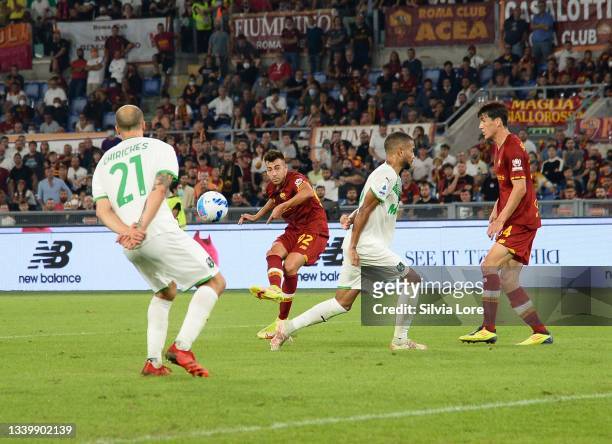 Stephan El Shaarawy of AS Roma scores goal 2-1 during the Serie A match between AS Roma and US Sassuolo at Stadio Olimpico on September 12, 2021 in...
