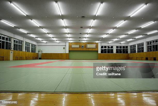 kampfsport dojo - judo stock-fotos und bilder