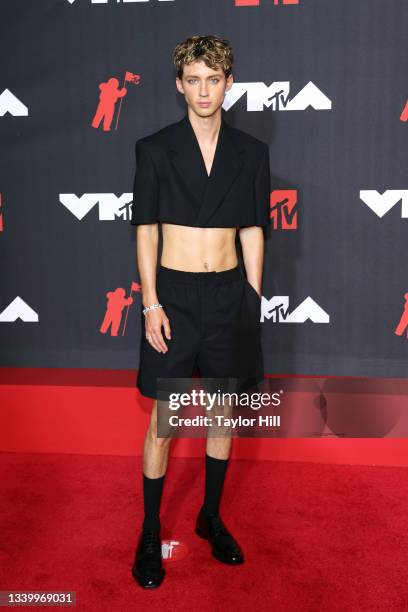 Troye Sivan attends the 2021 MTV Video Music Awards at Barclays Center on September 12, 2021 in the Brooklyn borough of New York City.