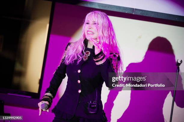 Ivani Singer Ivana (Singer) Photos and Premium High Res Pictures - Getty Images