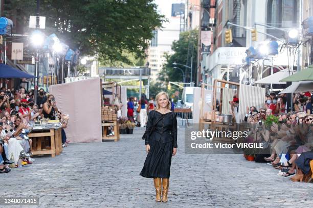 Fashion designer Tory Burch walks the runway during the Tory Burch Ready to Wear Spring/Summer 2022 fashion show as part of the New York Fashion Week...