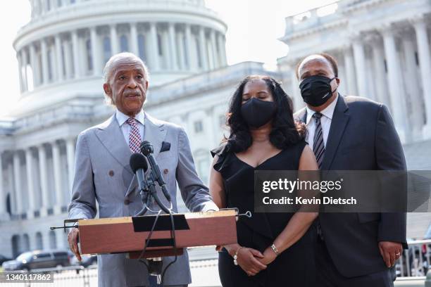 Cilvil rights leaders Rev. Al Sharpton, Andrea Waters King and Martin Luther King III hold a press conference on voting rights outside of the U.S....