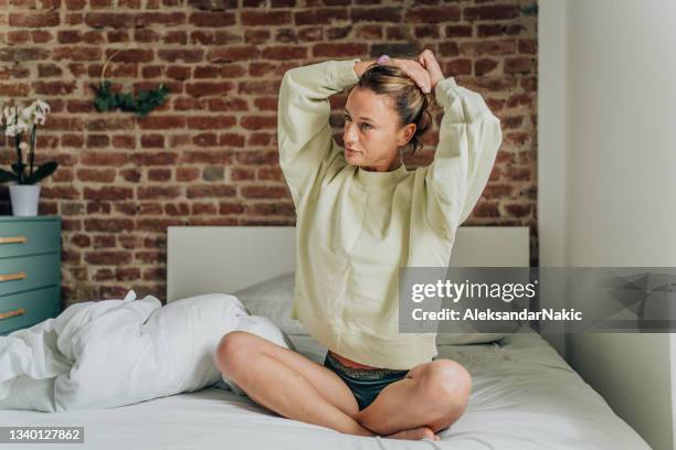 27 fotos de stock e banco de imagens de Panties Teen In Bed
