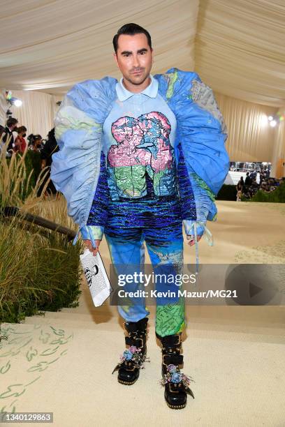 Dan Levy attends The 2021 Met Gala Celebrating In America: A Lexicon Of Fashion at Metropolitan Museum of Art on September 13, 2021 in New York City.