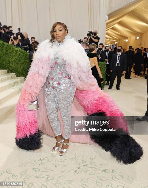 Serena Williams attends The 2021 Met Gala Celebrating In America: A Lexicon Of Fashion at Metropolitan Museum of Art on September 13, 2021 in New...