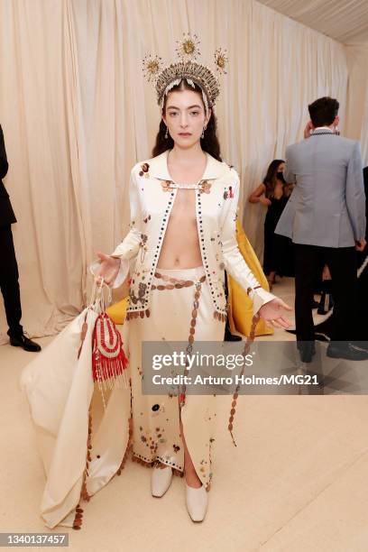 Lorde attends The 2021 Met Gala Celebrating In America: A Lexicon Of Fashion at Metropolitan Museum of Art on September 13, 2021 in New York City.