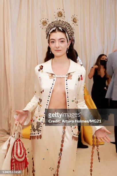 Lorde attends The 2021 Met Gala Celebrating In America: A Lexicon Of Fashion at Metropolitan Museum of Art on September 13, 2021 in New York City.