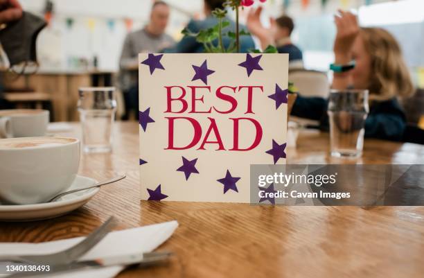 best dad card for fathers day or fathers birthday celebration - 父の日 ストックフォトと画像