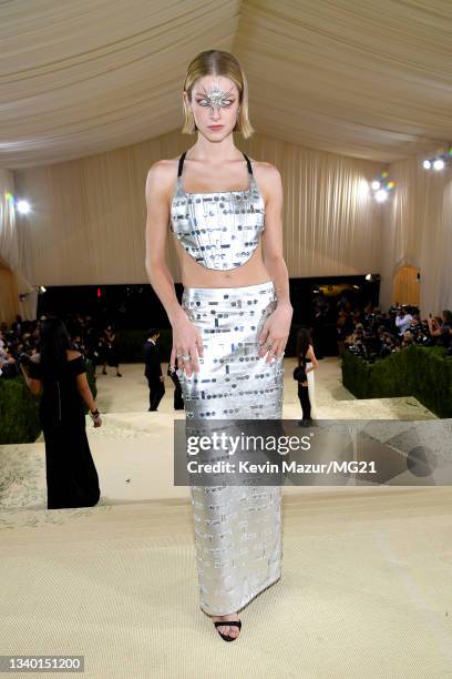 Hunter Schafer attends the The 2021 Met Gala Celebrating In America: A Lexicon Of Fashion at Metropolitan Museum of Art on September 13, 2021 in New...
