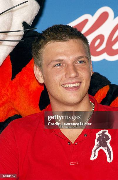 Gr R Reat Frosted Flakes Box Photos and Premium High Res Pictures - Getty Images
