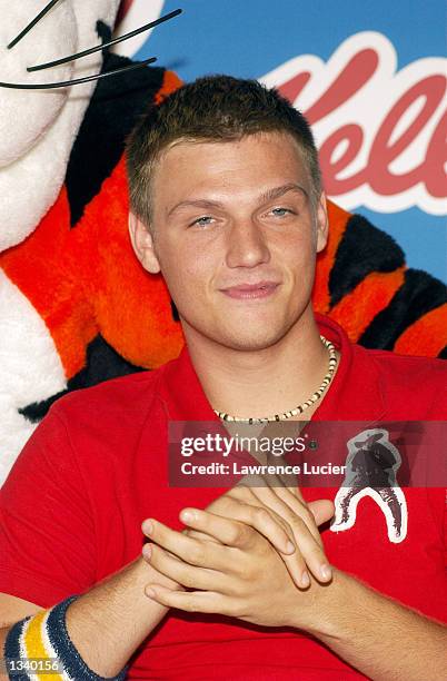 Gr R Reat Frosted Flakes Box Photos and Premium High Res Pictures - Getty Images