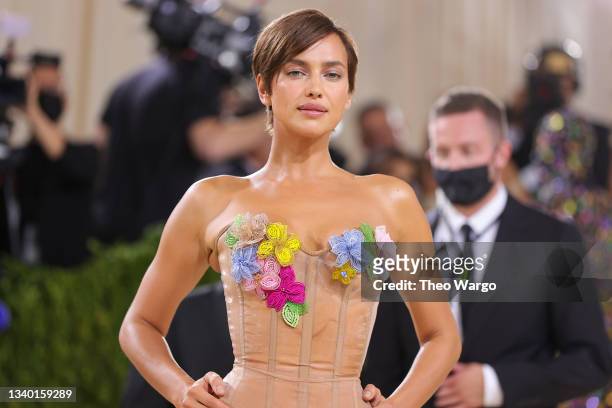 Irina Shayk attends The 2021 Met Gala Celebrating In America: A Lexicon Of Fashion at Metropolitan Museum of Art on September 13, 2021 in New York...