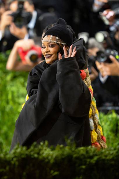 NY: The 2021 Met Gala Celebrating In America: A Lexicon Of Fashion - Street Sightings