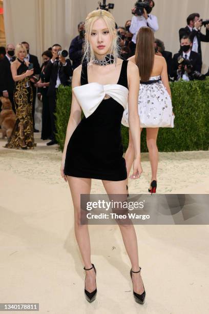 Rosé attends The 2021 Met Gala Celebrating In America: A Lexicon Of Fashion at Metropolitan Museum of Art on September 13, 2021 in New York City.