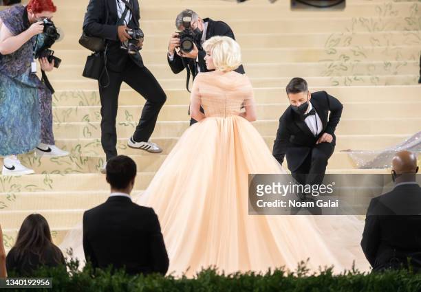 Billie Eilish attends the 2021 Met Gala celebrating 'In America: A Lexicon of Fashion' at The Metropolitan Museum of Art on September 13, 2021 in New...