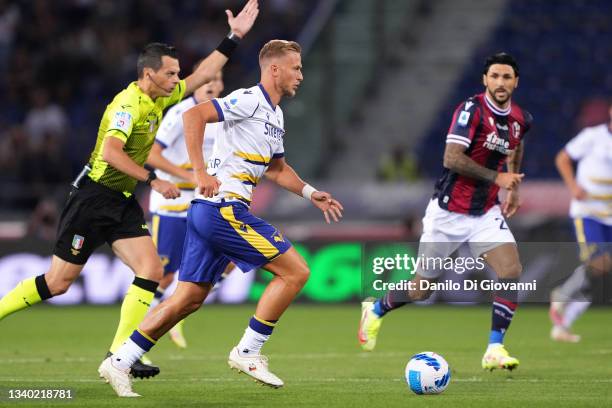 Antonín Barák of Hellas Verona in action during the Serie A match between Bologna FC and Hellas Verona FC at Stadio Renato Dall'Ara on September 13,...