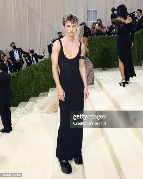Troye Sivan attends the 2021 Met Gala benefit "In America: A Lexicon of Fashion" at Metropolitan Museum of Art on September 13, 2021 in New York City.