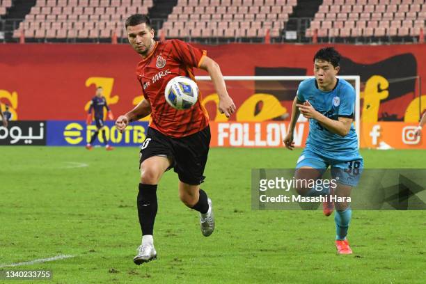 Jakub Swierczok of Nagoya Grampus in action during the AFC Champions League round of 16 match between Nagoya Grampus and Daegu FC at the Toyota...