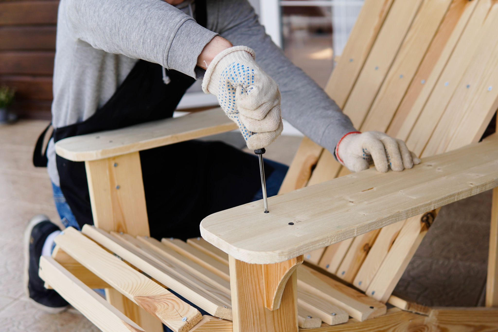 securing outdoor furniture
