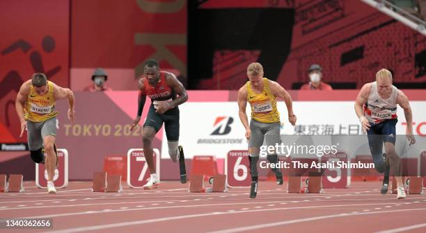 Felix Streng of Team Germany, Sherman Isidro Guity Guity of Team Costa Rica, Johannes Floors of Team Germany and Jonnie Peacock of Team Great Britain...