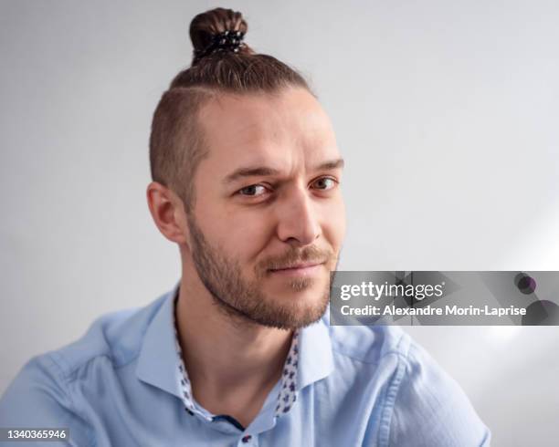 white young hipster man looks happy, confident and proud - long straight hair stock pictures, royalty-free photos & images