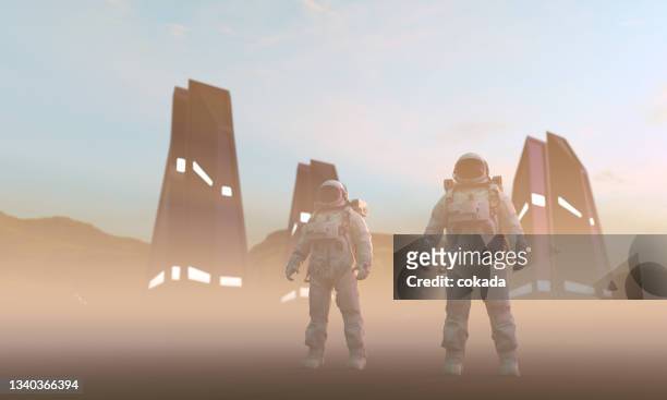 astronauts exploring new planet - ancient civilisation imagens e fotografias de stock
