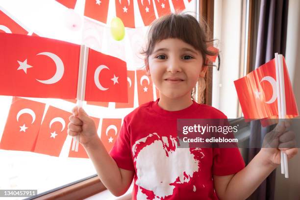 día de la república - bandera turca fotografías e imágenes de stock