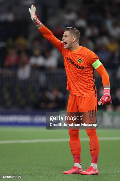 David von Ballmoos of Young Boys during the UEFA Champions League group F match between BSC Young Boys and Manchester United at Stadion Wankdorf on...