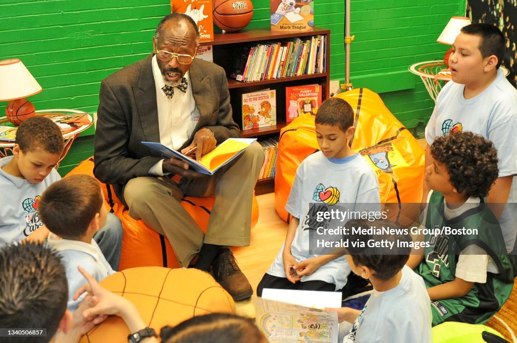 (060608 Boston, MA ) NBA and the Boston Celtics dedicate a reading and learning center at the Blackstone Community Center. Celtic greats Bill Russell, John Havllicek, JoJo White and Satch Sanders were on hand to participate. Tom 'Satch' Sande