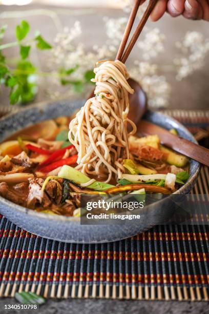 asian konjac noodles - konjak stockfoto's en -beelden