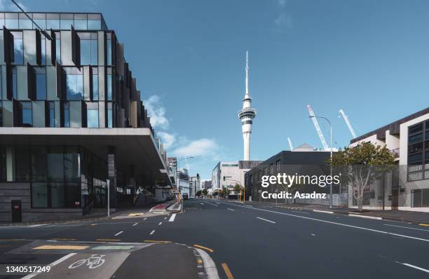 victoria street auckland new zealand - victoria street auckland stock pictures, royalty-free photos & images