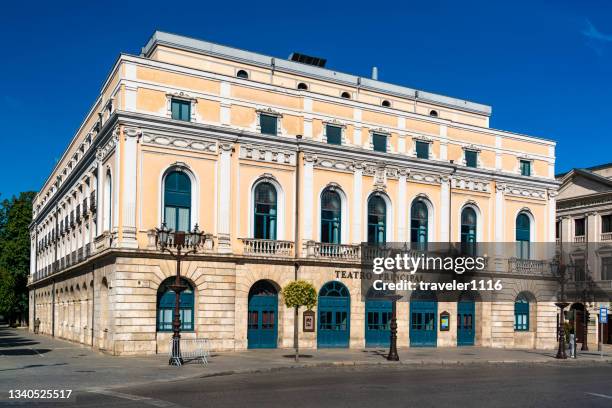 teatro principal in burgos, spain - 布爾戈斯 個照片及圖片檔