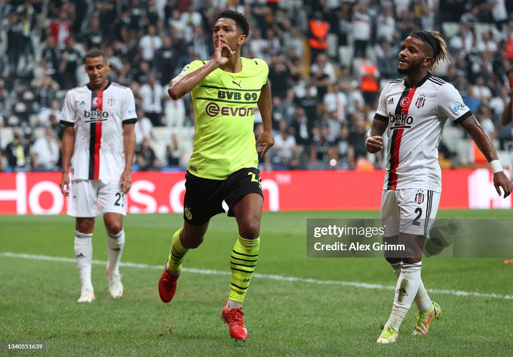 Besiktas v Borussia Dortmund: Group C - UEFA Champions League
