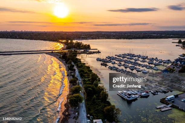 beachfront park in pickering, ontario, canada - pickering stock pictures, royalty-free photos & images