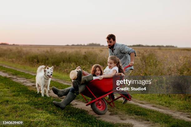 Wheel Barrel Racing 180 Wheel Barrel Race Stock Photos, High-Res Pictures, and Images ...