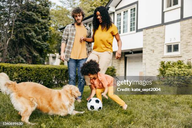 suggerimenti per ottenere l'approvazione per un mutuo ipotecario per la casa - canine foto e immagini stock