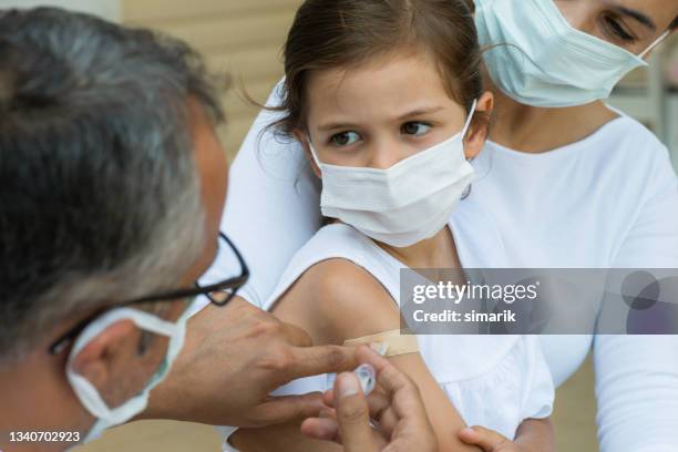 vaccination - tuberculosis bacterium stock pictures, royalty-free photos & images