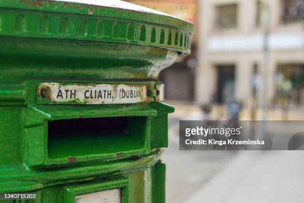 post box dublin - republic of ireland stock pictures, royalty-free photos & images