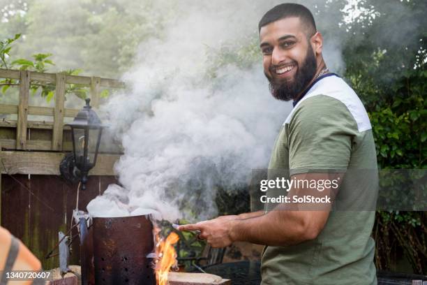 Grill Rig 3,299 Man Grilling Smile Stock Photos, High-Res Pictures, and Images ...