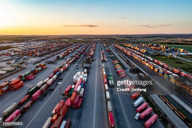 canadian pacific railway vaughan intermodal terminal in, kleinburg, canada - rail freight stock pictures, royalty-free photos & images