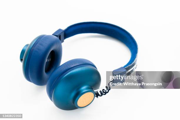 headphones - kopfhörer freisteller stock-fotos und bilder