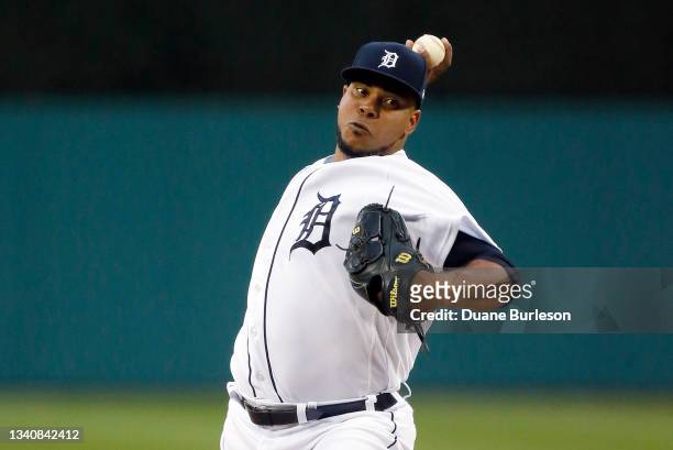 Wily Peralta of the Detroit Tigers pitches against the Milwaukee Brewers during the second inning at Comerica Park on September 14 in Detroit,...