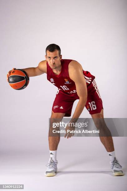 Paul Zipser, #16 poses during the 2021/2022 Turkish Airlines EuroLeague Media Day of FC Bayern Munich at Audi Dome on September 13, 2021 in Munich,...