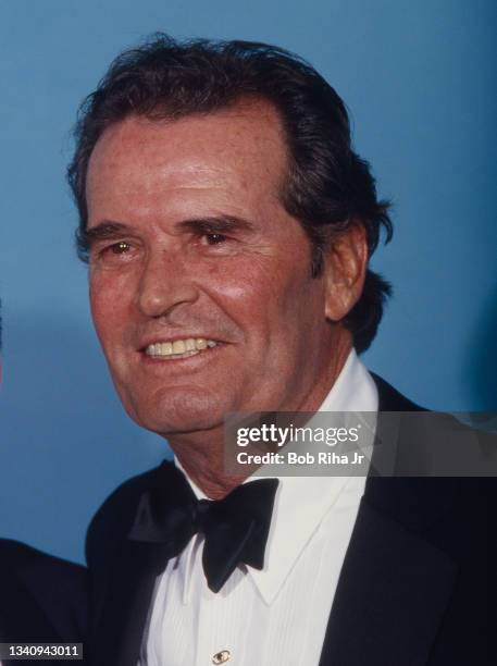 James Garner backstage at the Emmy Awards, September 21, 1986 in Los Angeles, California.