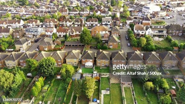 high angle view of townscape,luton,united kingdom,uk - uk imagens e fotografias de stock