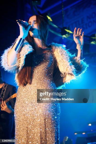Alpines Singer 67 Catherine Pockson Photos & High Res Pictures - Getty Images
